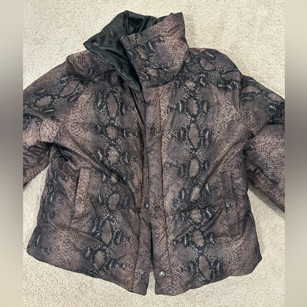 SALE NOW NWNT NYC Reversible Black Puffer Jacket - Picture 6 of 11